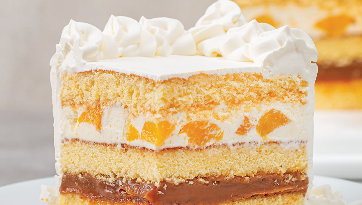 TORTA DE CREMA Y DURAZNOS